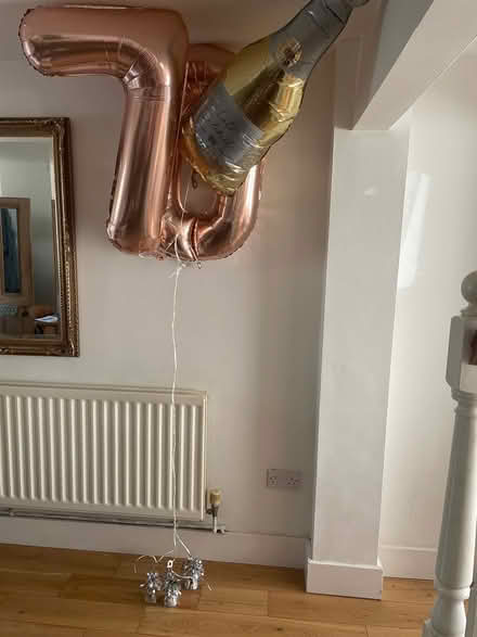 Photo of free 70 Birthday Balloons & Bottle (ME13) #1
