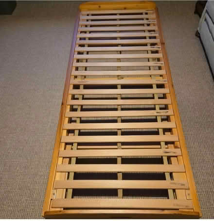 Photo of free Occasional/guest/trundle bed (Roundhay LS8) #3