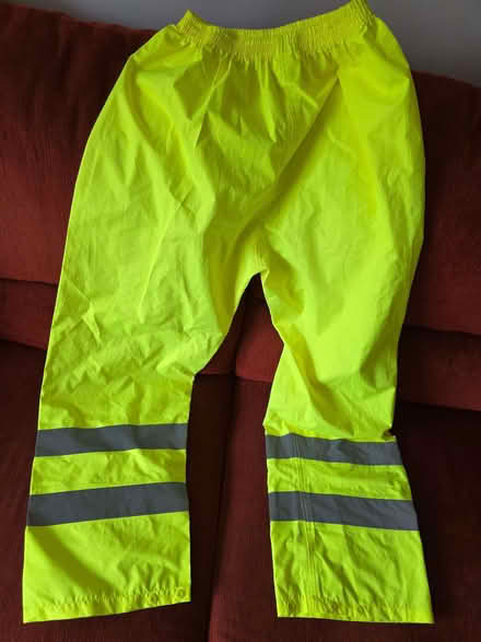 Photo of free Hi vis overtrousers + jacket (Old Basing RG24) #2