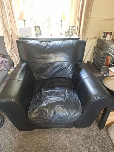 Photo of free Leather sofa and 2 Armchairs (Camberwell se5) #3