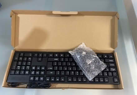 Photo of free New Dell Keyboard and mouse (SW) #1
