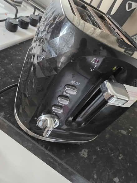 Photo of free 2 slot toaster (Kingsway GL2) #1