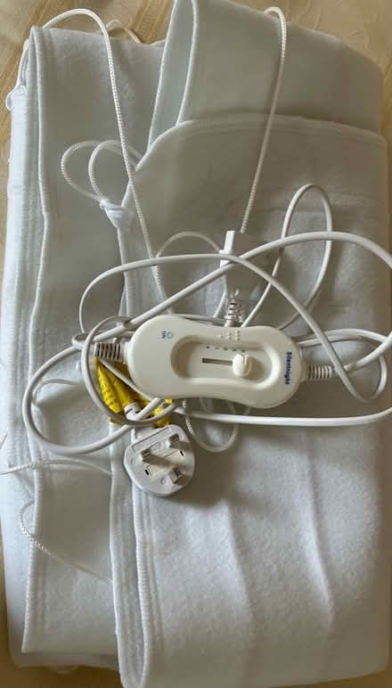 Photo of free Double electric underblanket (Malvern WR14) #1