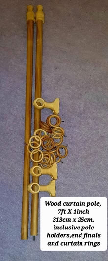 Photo of free Wood Venetian Blinds, silver blind, wood curtain poles (Overslade CV22) #3