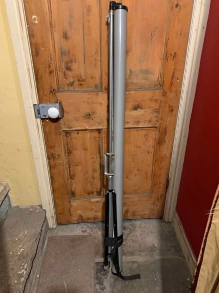 Photo of free Projector screen (Cross Green LS21) #1