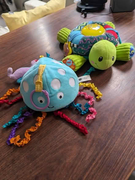 Photo of free Baby and toddler toys (Spitalfields E1) #1