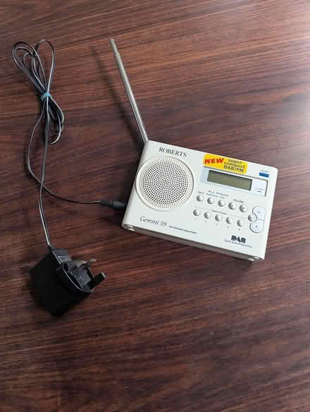 Photo of free Roberts FM RDS / DAB Digital Radio (Spitalfields E1) #2