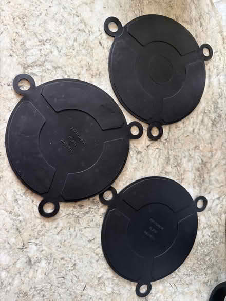 Photo of free Microwavable plate heaters (Welling DA16) #1