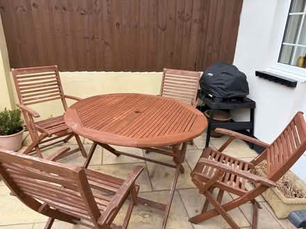 Photo of free Garden table & 4 chairs (Wallasey CH45) #1