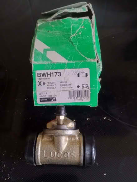 Photo of free Lucas rear brake cylinder BWH173 (Amersham HP7) #1