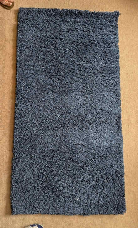 Photo of free Navy rug (Market Ward CB5) #1