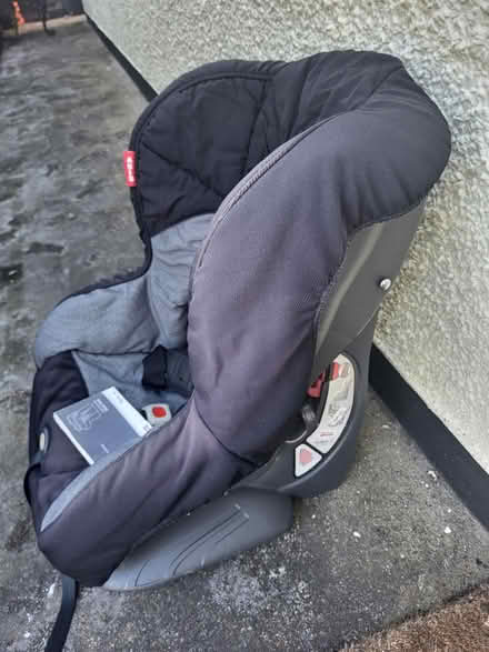 Photo of free Britax baby car seat.Good condition (Ballyclare BT39) #2