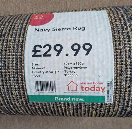 Photo of free Navy rug (Market Ward CB5) #3
