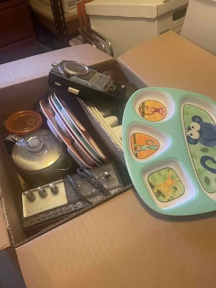 Photo of free Sundry kitchen type items (Newtonville (Shaws)) #2