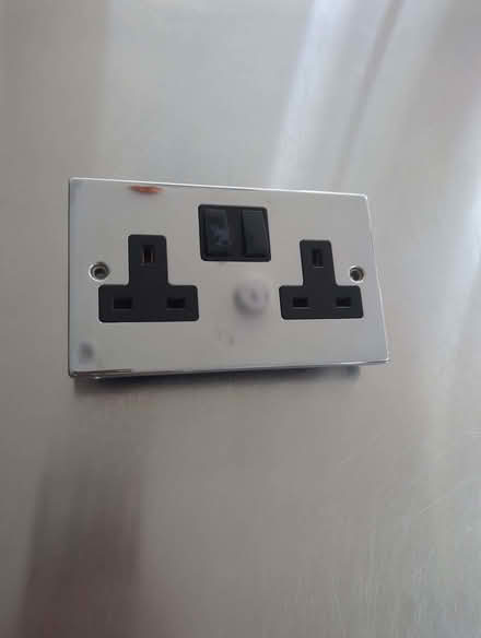 Photo of free 3 Shiny chrome elecrical sockets & 1 light switch (Wimbledon SW19) #4