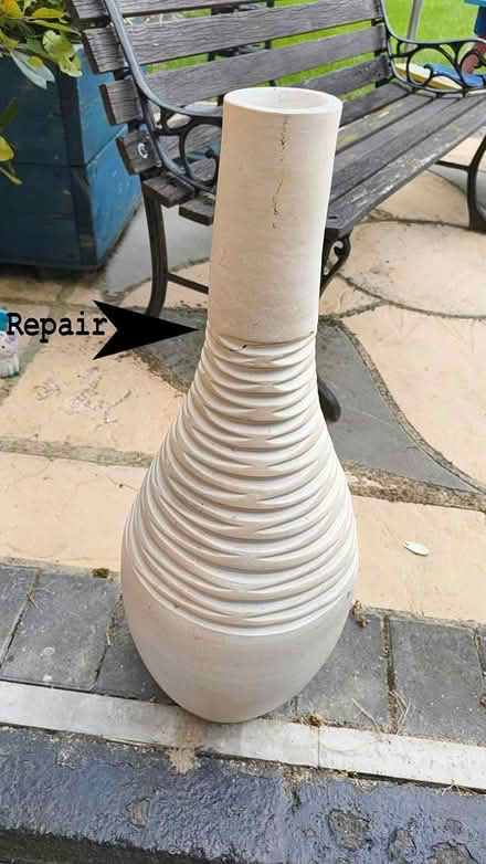 Photo of free Large vase (Rose Hill OX4) #2