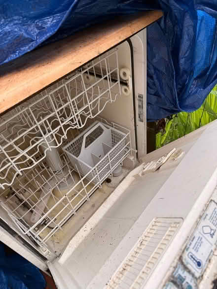 Photo of free Portable dishwasher (San Rafael) #1