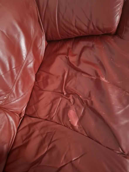 Photo of free Leather sofas (Cr7) #3