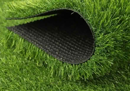 Photo of Artificial grass off cuts (Riverdene RG21) #1