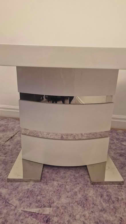 Photo of free dining table 6 chairs (144 old lane leeds LS11) #2