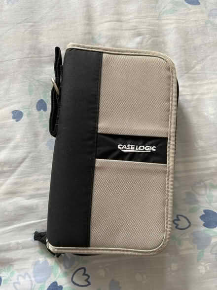 Photo of free Disk Case (KT3 new malden) #1
