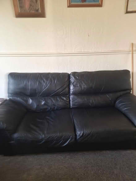 Photo of free Leather sofa and 2 Armchairs (Camberwell se5) #4