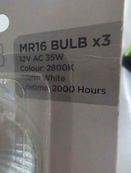 Photo of free 3 brand new halogen bulbs (Wimbledon SW19) #3