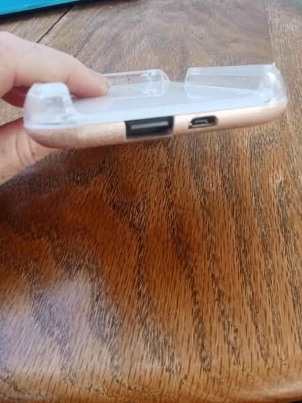 Photo of free Lumee selfie light phone case (NW6 Kilburn) #3