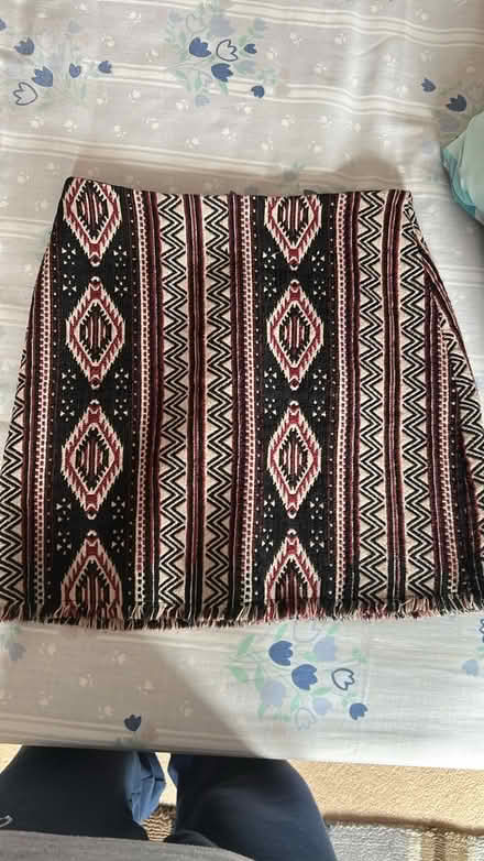 Photo of free Size 6-8 (KT3 new malden) #2