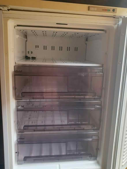 Photo of free fridge freezer (sk164qb) #4