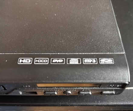 Photo of free DVD player (Beswick M4) #3
