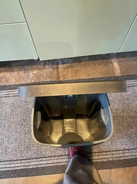 Photo of free Kitchen bin (blackburn lammack bb18lj) #2