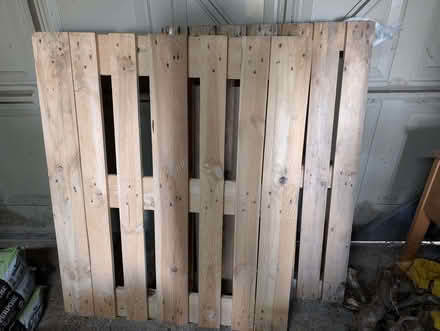 Photo of free Large Wooden Pallets (Pinkneys Green SL6) #1