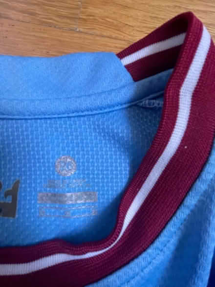 Photo of free 9-10y Manchester city shirt (Angel EC1V) #2