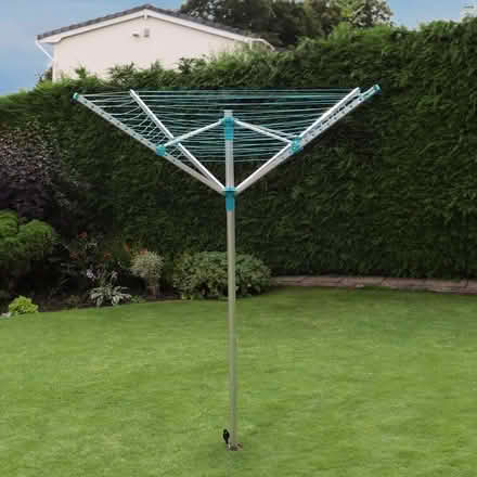 Photo of free Aluminium outdoor rotary clothes line (Hailsham BN27) #2
