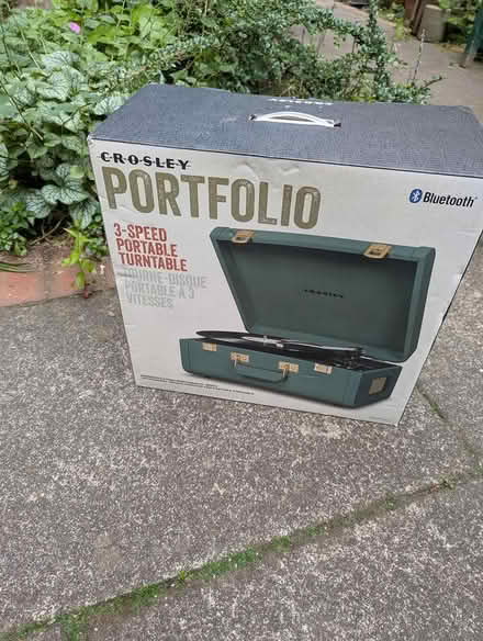 Photo of free Record player - not working (Spitalfields E1) #2
