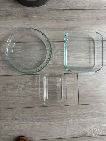 Photo of free Pyrex Dishes (Kilburn NW8) #1