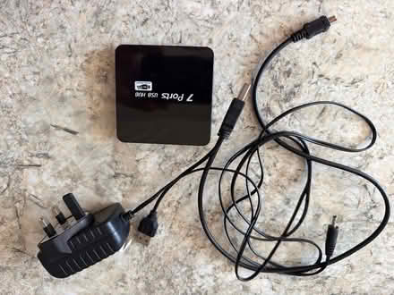 Photo of free 7 Port usb hub (Welling DA16) #1