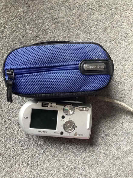 Photo of free Sony digital camera (Kenilworth CV8) #1