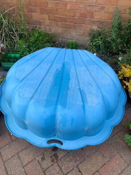 Photo of free Blue Clamshell Sandpit (Shevington Vale WN6) #1