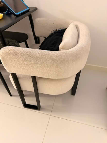 Photo of free Chair (SE11) #1