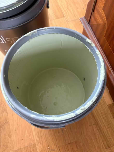 Photo of free Valspar Botanical Beauty Paint ~6L (SE17 - Elephant & Castle) #4
