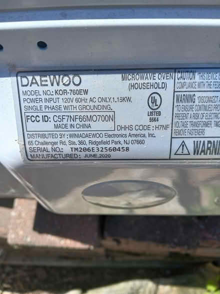 Photo of free Small microwave (Stormville) #1