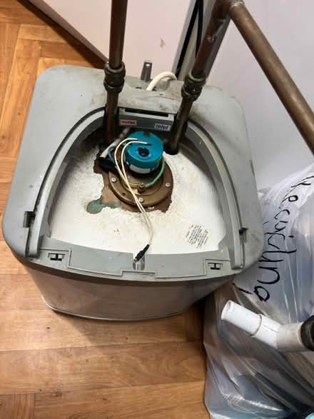 Photo of free Old electric heater (TN38 Marina) #3