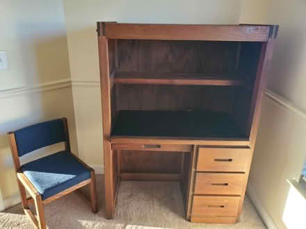 Photo of free Small Desk (Pleasant Chase Community) #1