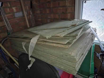 Photo of free Wood effect laminate flooring 7mm (TW3 Hounslow Central) #4