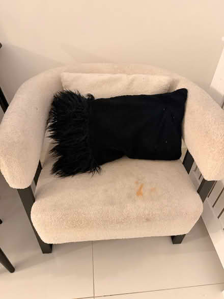 Photo of free Chair (SE11) #2