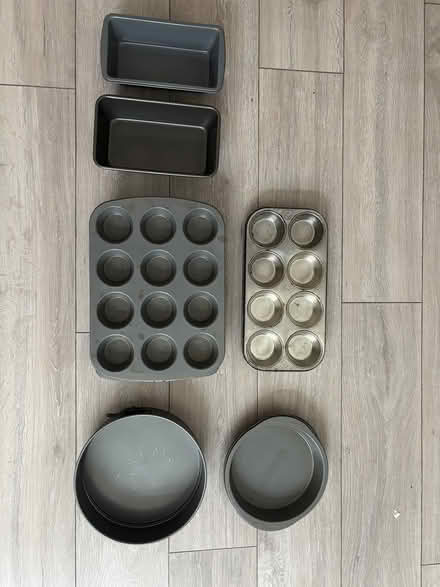 Photo of free Baking Tins (Kilburn NW8) #1