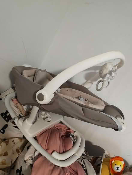 Photo of free Baby rocker (Ub54dt) #2
