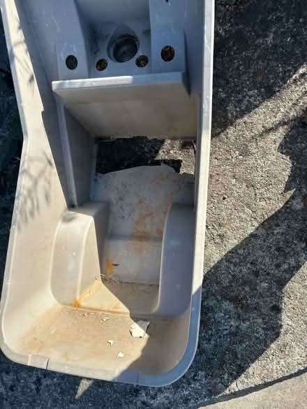 Photo of free Resin wheelbarrow (Salvador Court, in Fremont) #3